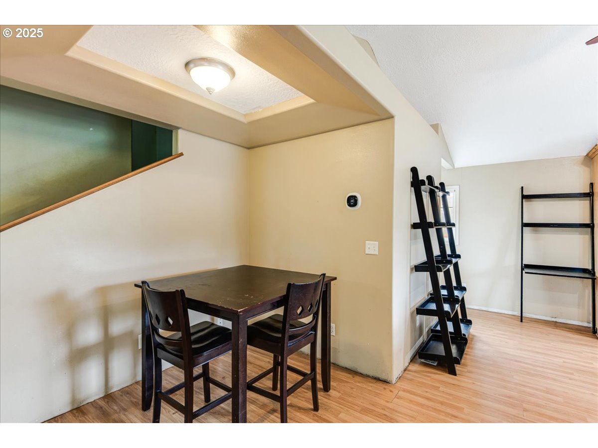 Molalla, Oregon 97038, United States, 3 Bedrooms Bedrooms, ,2 BathroomsBathrooms,Residential,Pending,133123