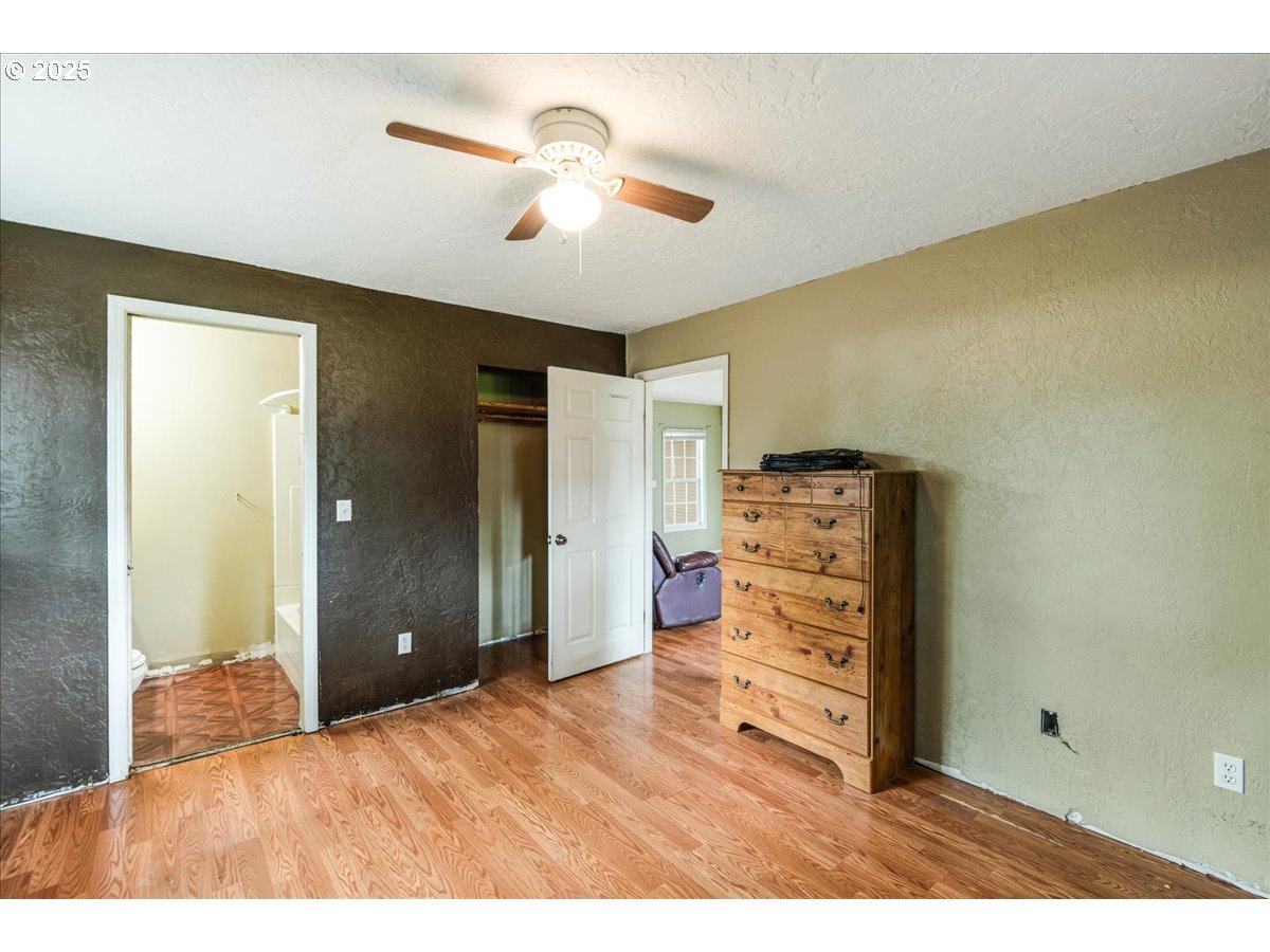 Molalla, Oregon 97038, United States, 3 Bedrooms Bedrooms, ,2 BathroomsBathrooms,Residential,Pending,133123