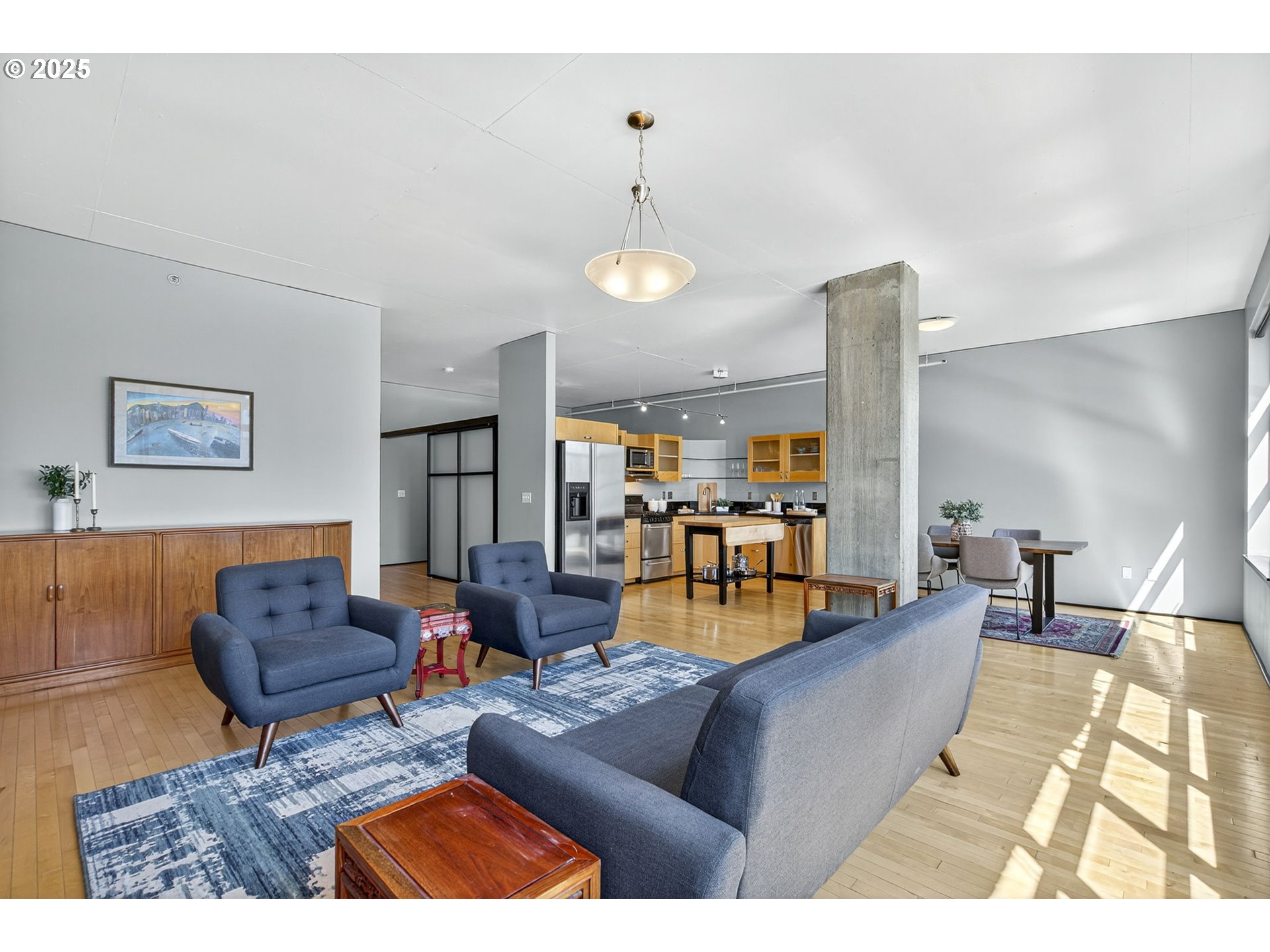 333 NW 9TH AVE 605