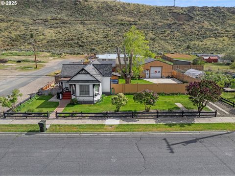 1201 Place ST Baker City OR 97814