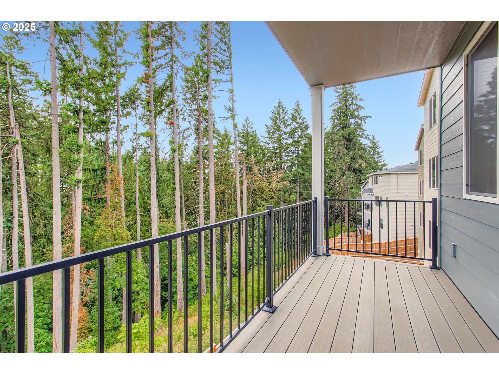 Beaverton, Oregon 97007, United States, 5 Bedrooms Bedrooms, ,4 BathroomsBathrooms,Residential,Active,140365