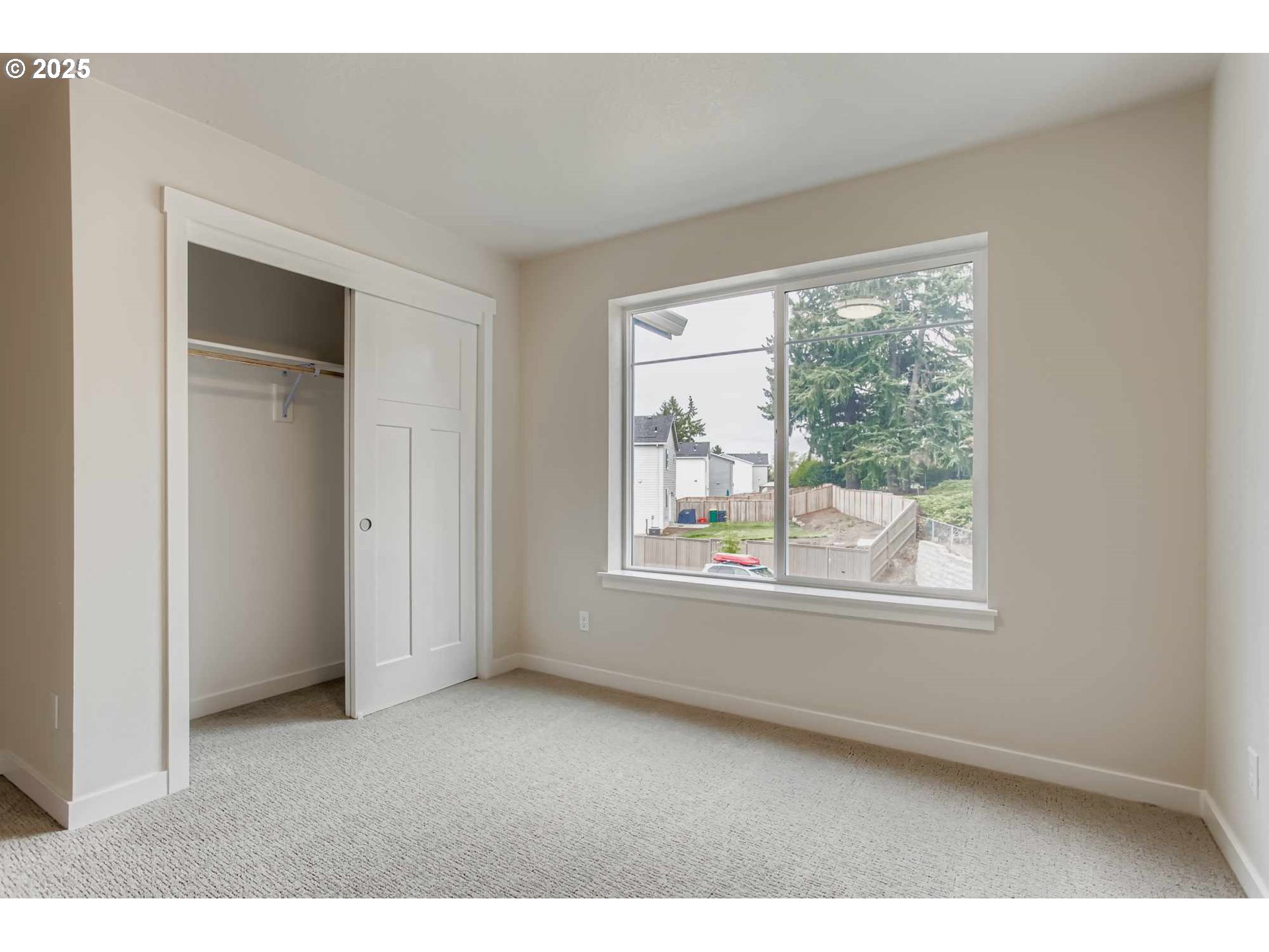 Beaverton, Oregon 97007, United States, 5 Bedrooms Bedrooms, ,4 BathroomsBathrooms,Residential,Active,140365