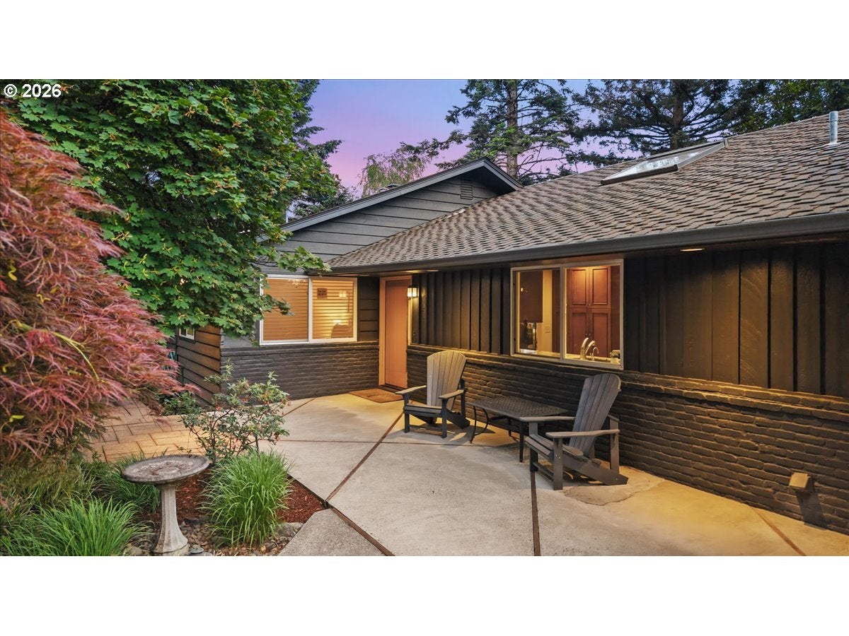1530 SW MITCHELL LN