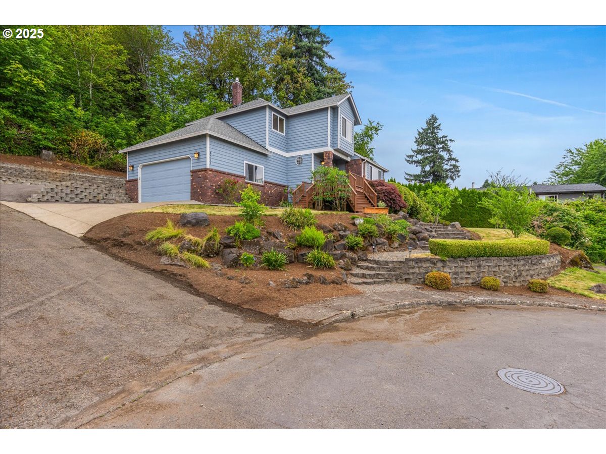 8311 GREENANN CT