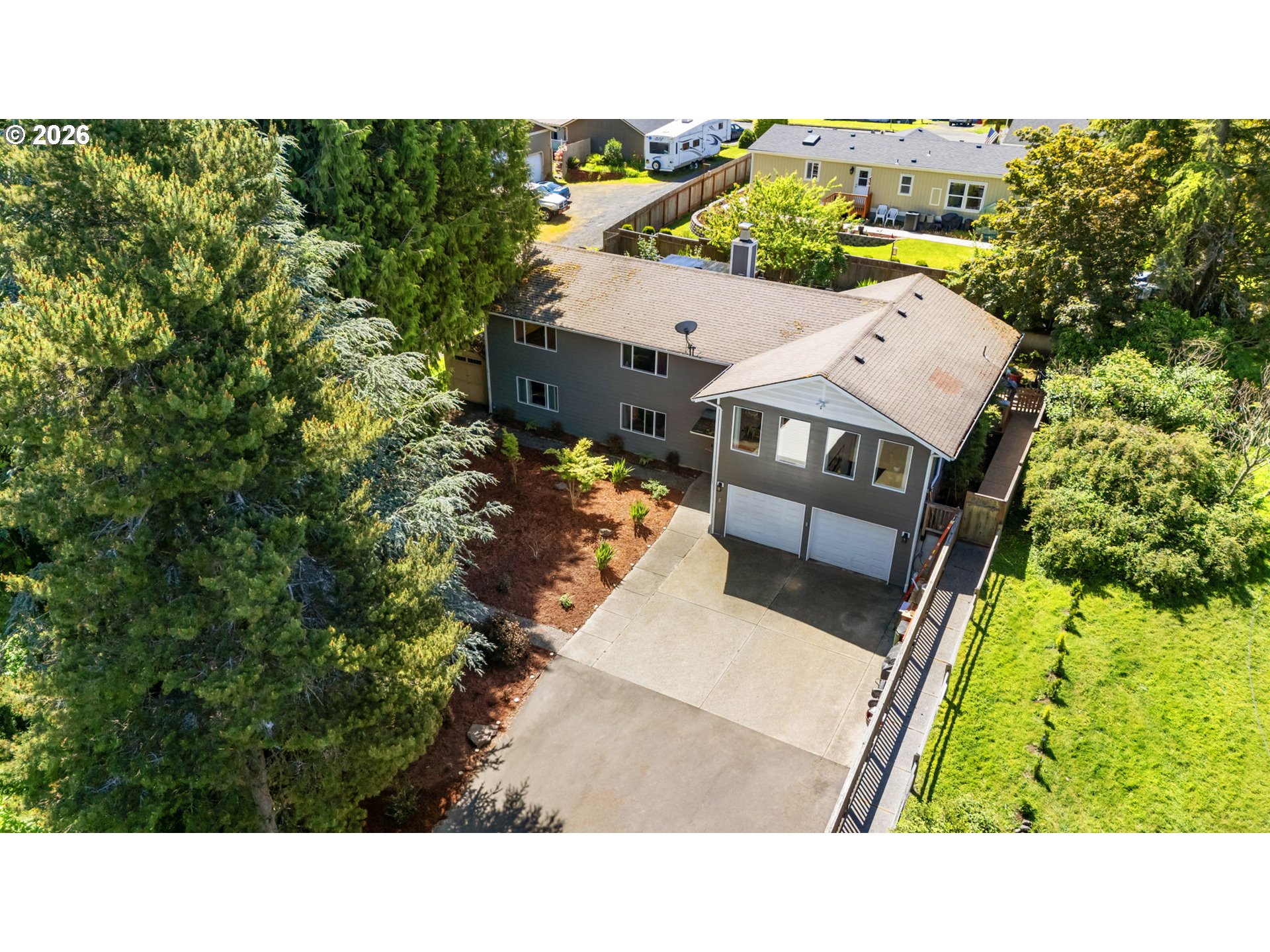 115 SPRING HILL DR
