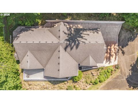 Tiny photo for 733 Queens Ave, Creswell, OR 97426 (MLS # 689764025)
