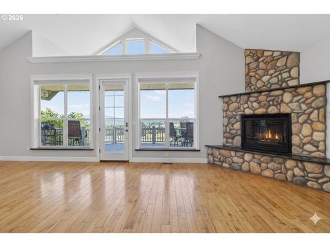 Tiny photo for 733 Queens Ave, Creswell, OR 97426 (MLS # 689764025)