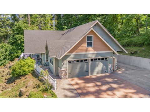 Tiny photo for 733 Queens Ave, Creswell, OR 97426 (MLS # 689764025)