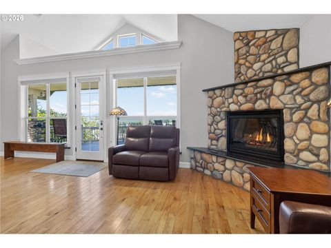 Tiny photo for 733 Queens Ave, Creswell, OR 97426 (MLS # 689764025)