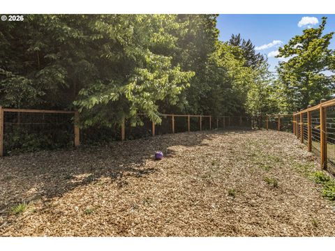 Tiny photo for 733 Queens Ave, Creswell, OR 97426 (MLS # 689764025)