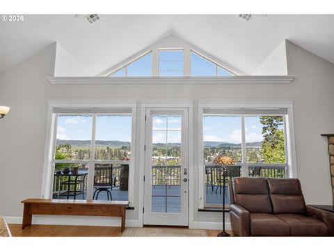 Tiny photo for 733 Queens Ave, Creswell, OR 97426 (MLS # 689764025)