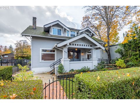 990 W 7TH AVE Eugene OR 97402