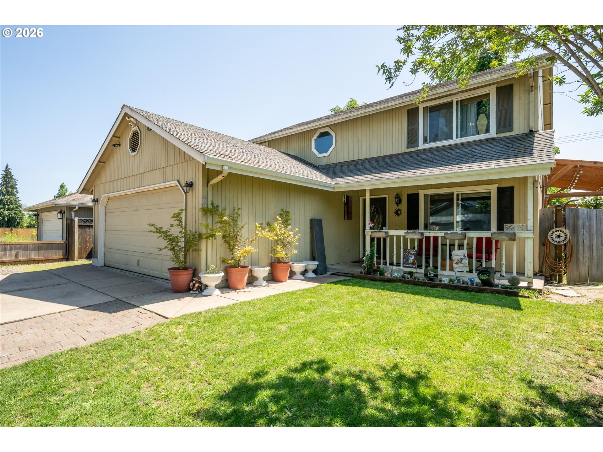 995 KINTZLEY AVE