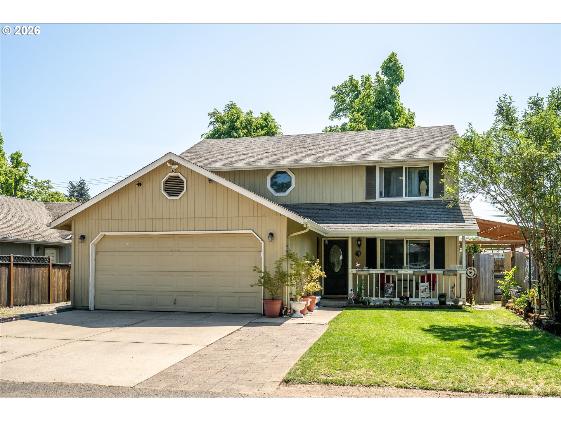 995 KINTZLEY AVE