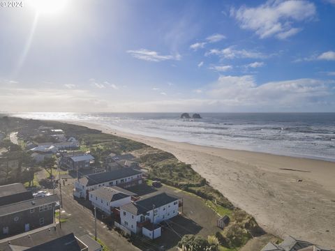 A home in Rockaway Beach