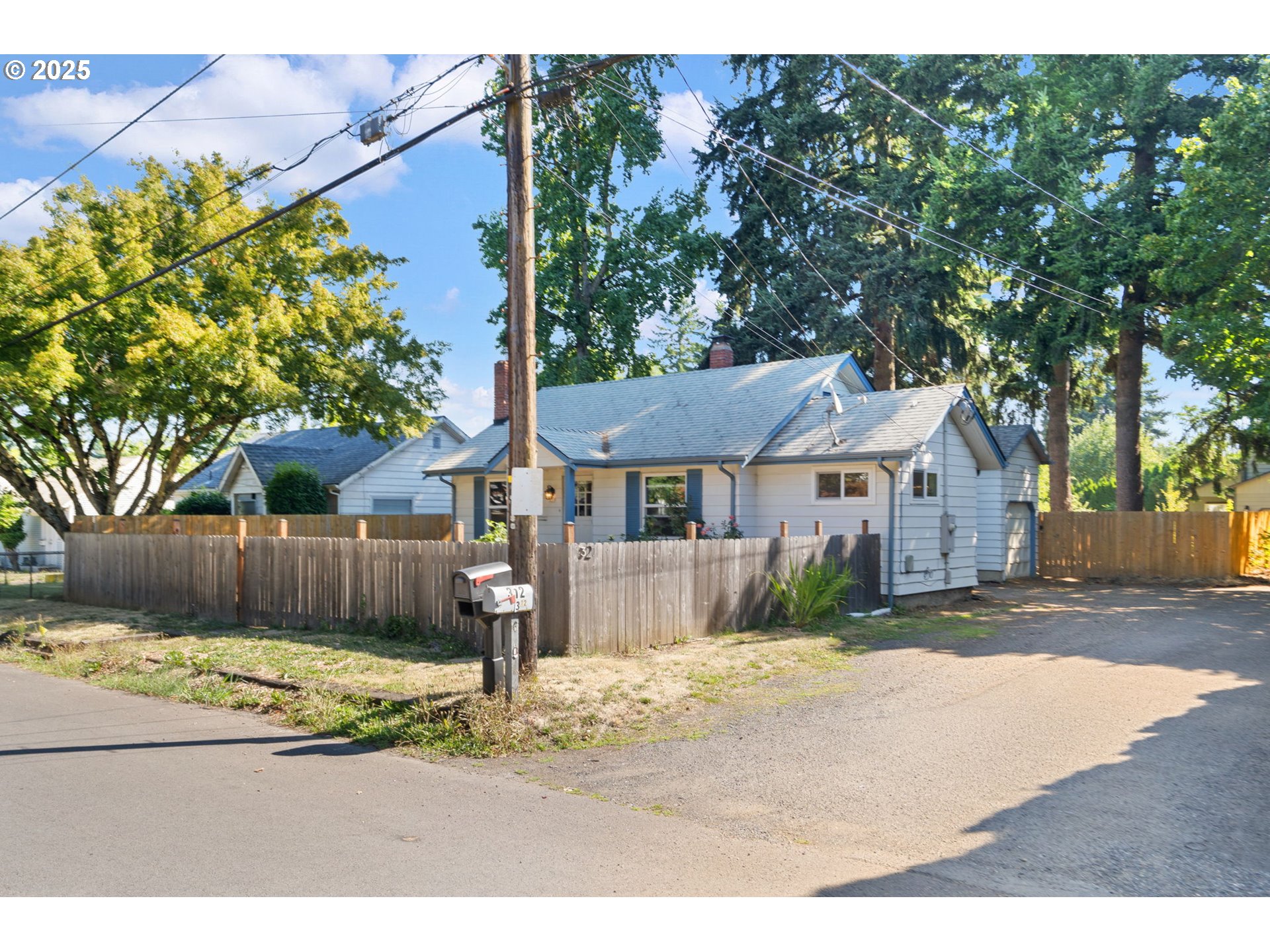 320 NE 92ND PL