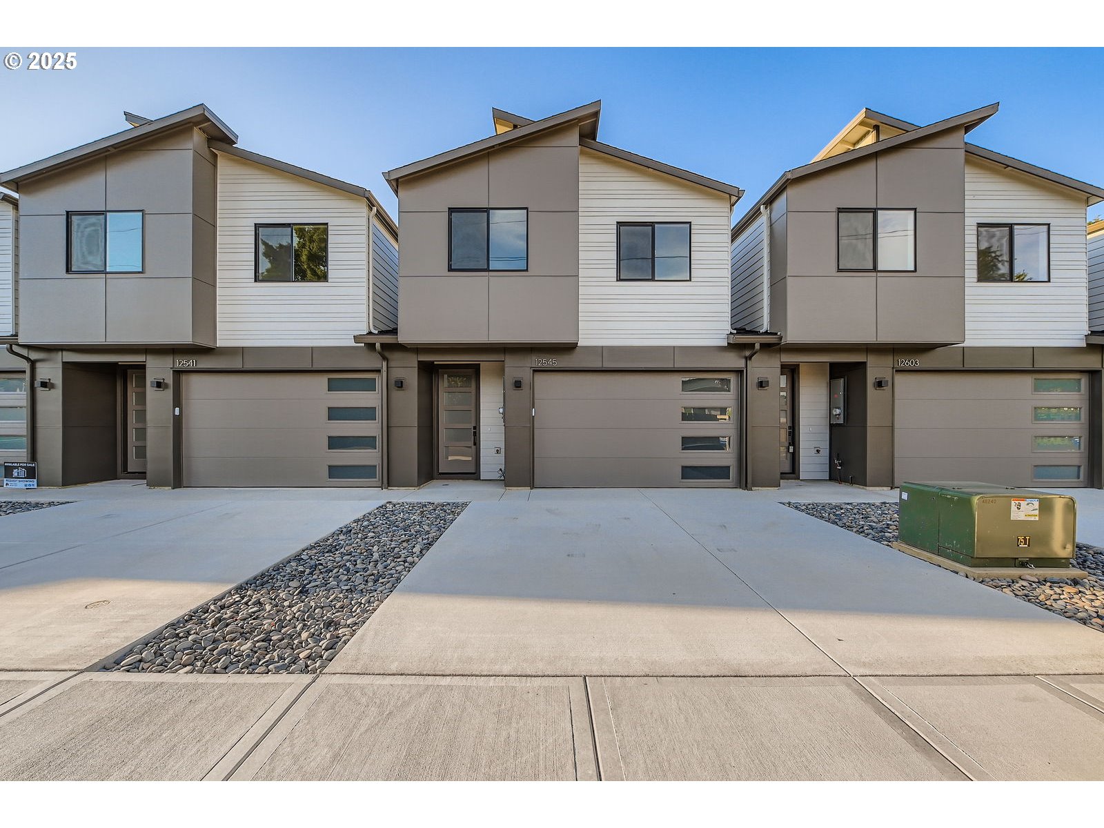 12607 NE 114TH ST