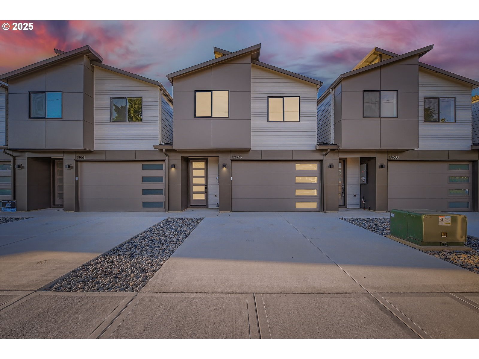 12607 NE 114TH ST