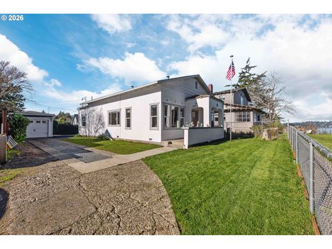 2574 STANTON AVE North Bend OR 97459