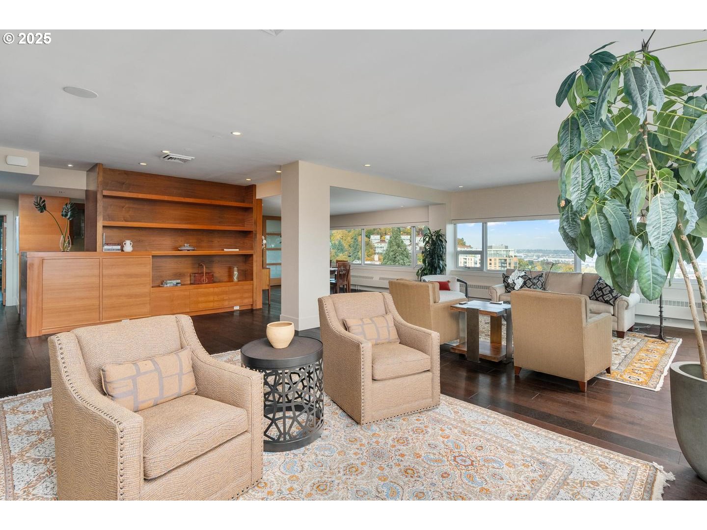 2323 SW PARK PL 1006