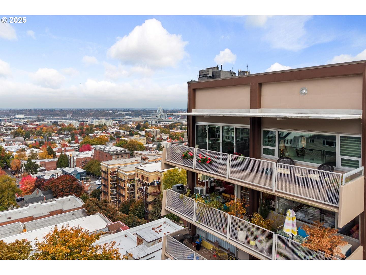 2323 SW PARK PL 1006