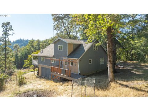 Photo of 9750 SW Red Alder Rd, McMinnville, OR 97128 (MLS # 416023556)