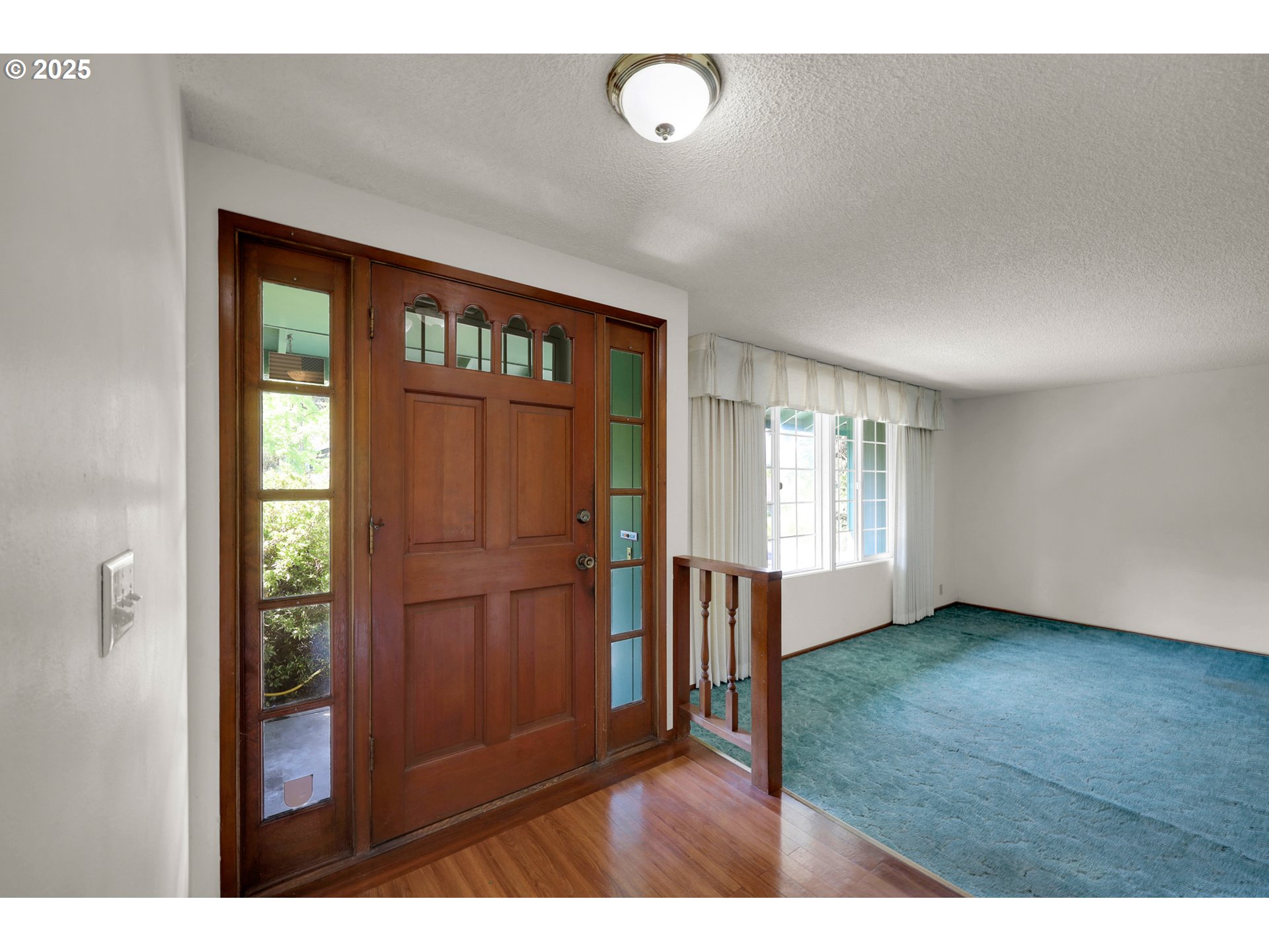 Eugene, Oregon 97405, United States, 3 Bedrooms Bedrooms, ,2 BathroomsBathrooms,Residential,Active,216488