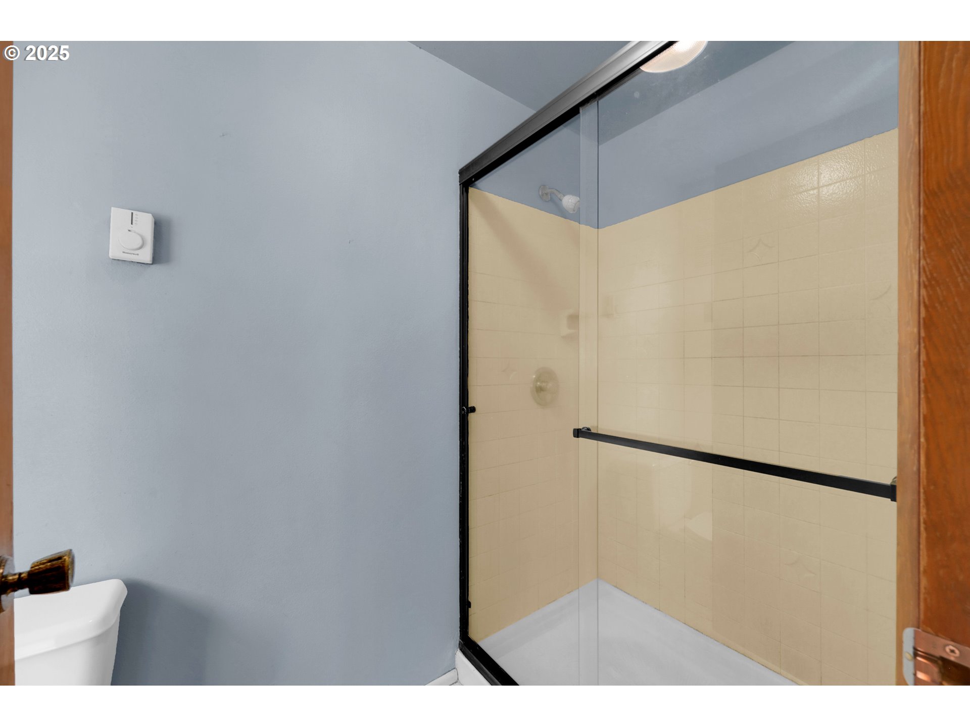 Eugene, Oregon 97405, United States, 3 Bedrooms Bedrooms, ,2 BathroomsBathrooms,Residential,Active,216488