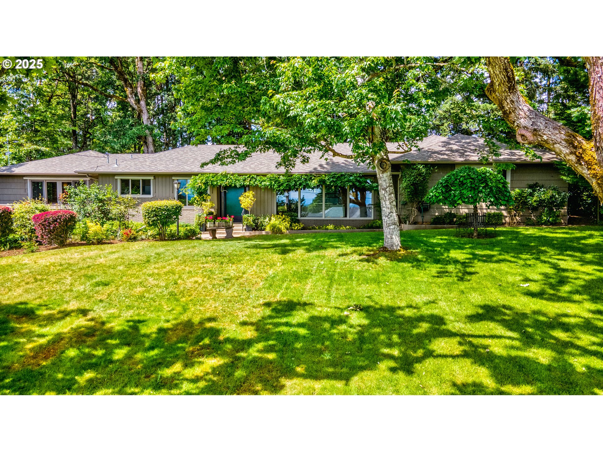 825 KINGWOOD DR NW