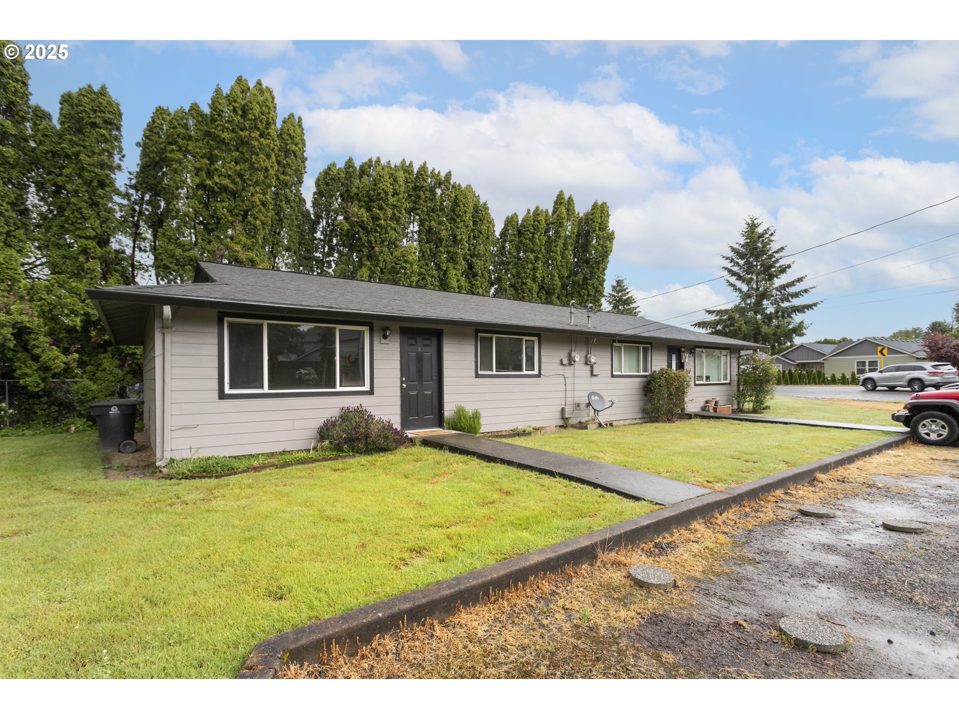 2097 LEWIS RIVER RD
