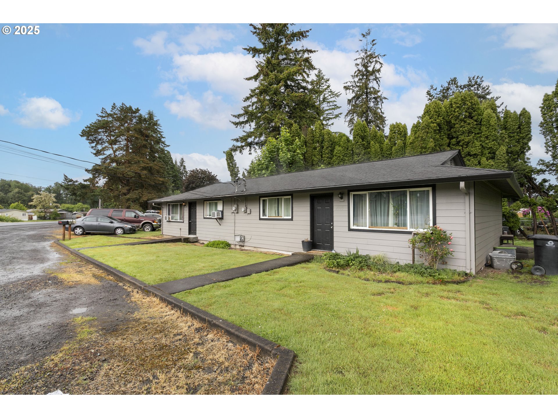 2097 LEWIS RIVER RD