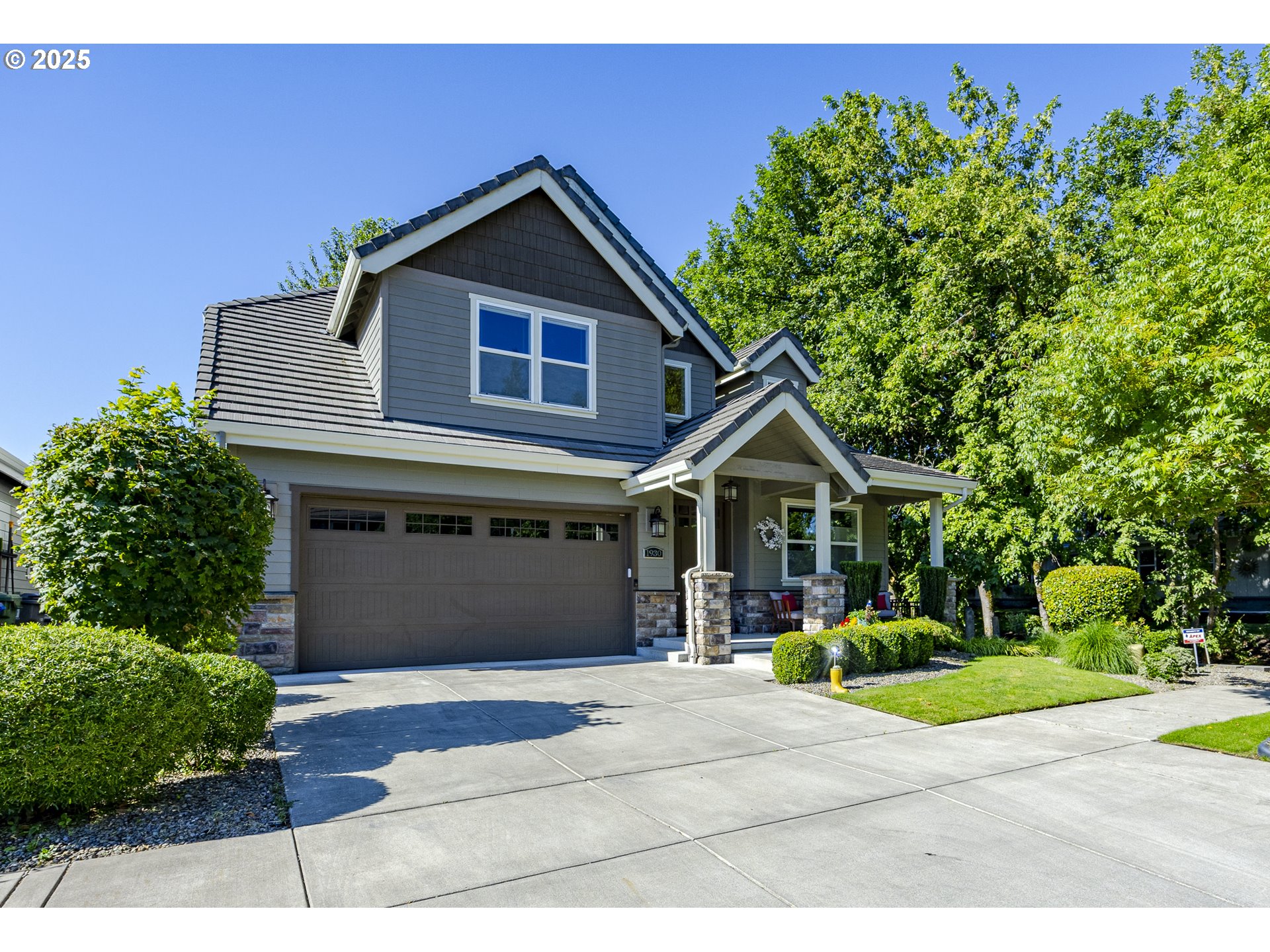 1930 STERLING PARK PL