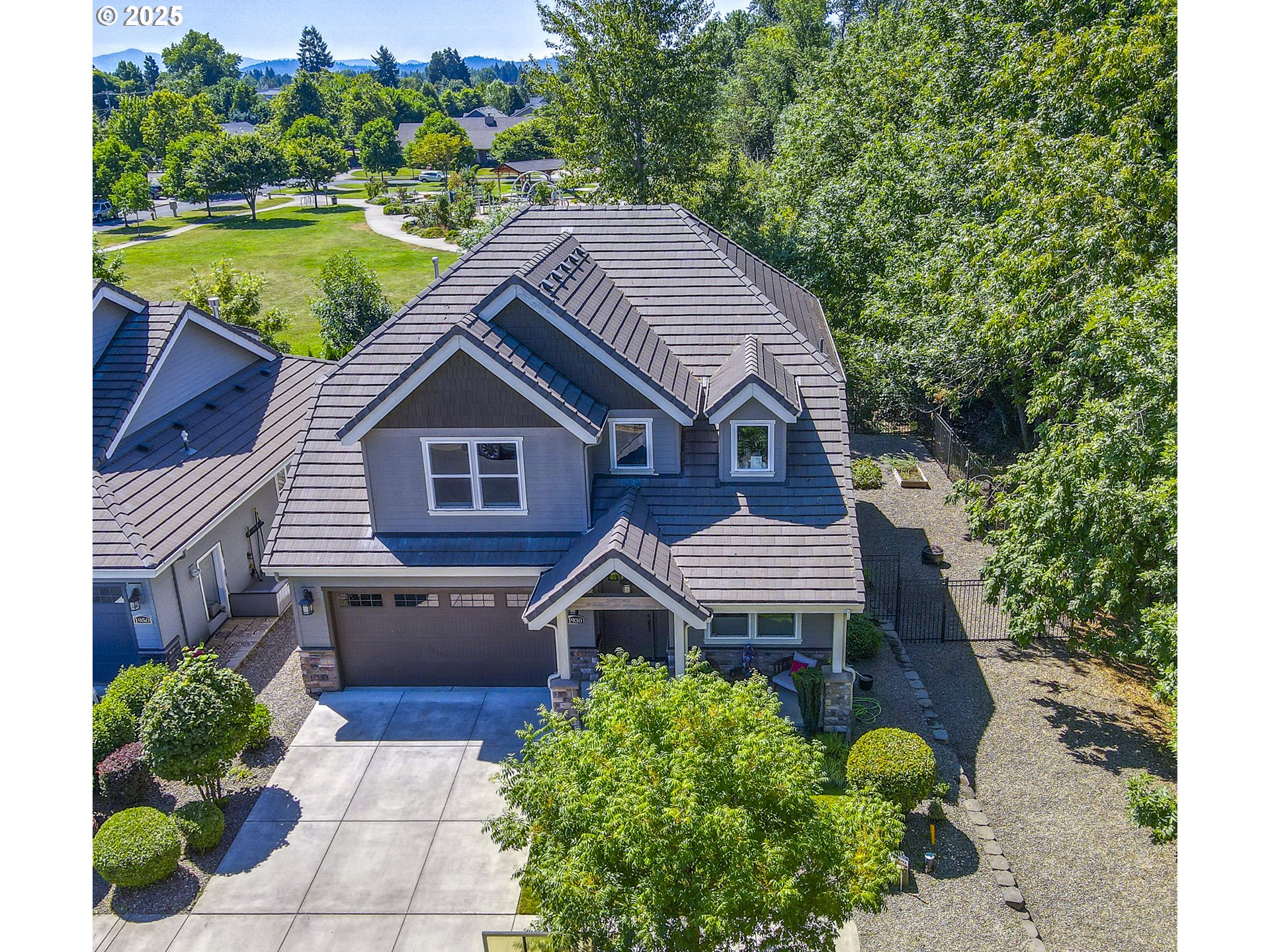 1930 STERLING PARK PL
