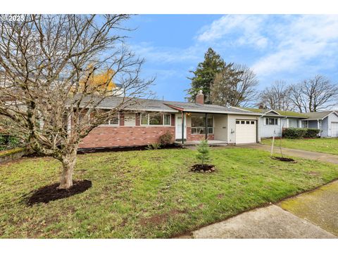 10416 NE DAVIS ST Portland OR 97220