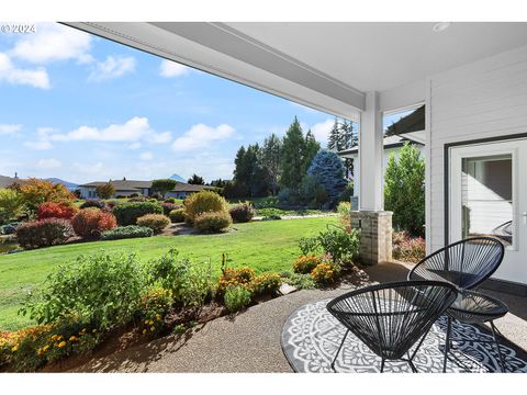 A home in Hood River