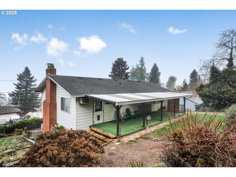 A home in Estacada