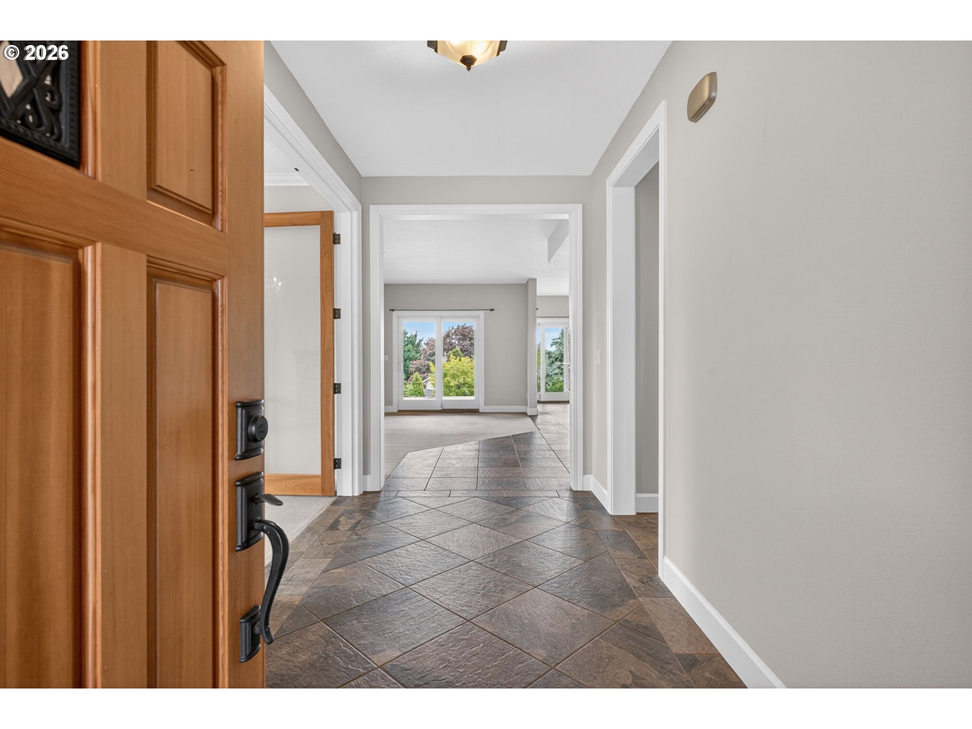 392 SW DOGWOOD DR