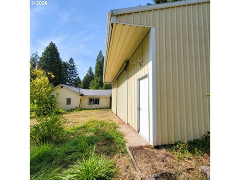 Tiny photo for 47501 Westoak Rd, Westfir, OR 97492 (MLS # 482212960)