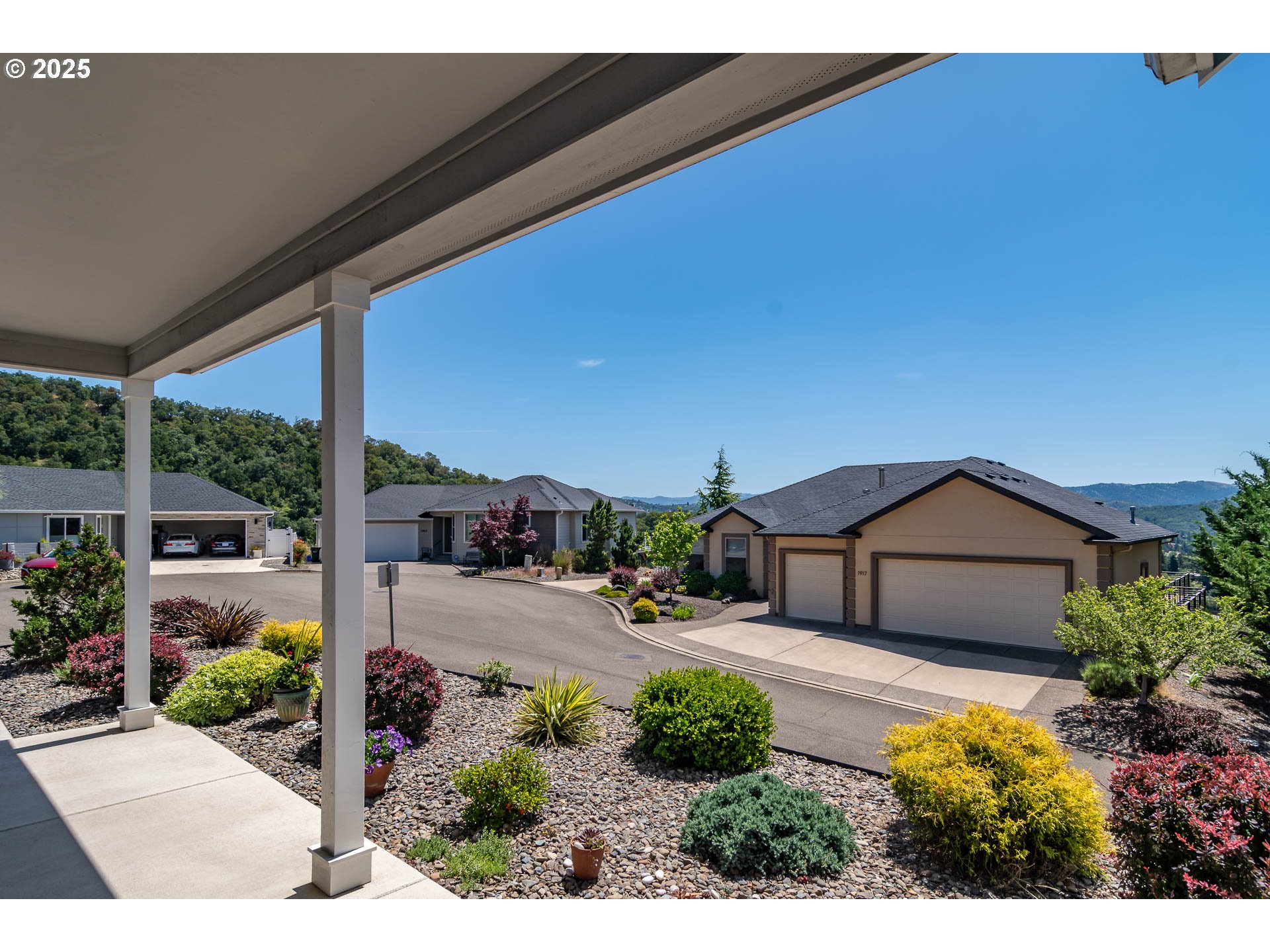 1926 WAREWOOD TERRACE CT