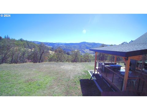 A home in Roseburg