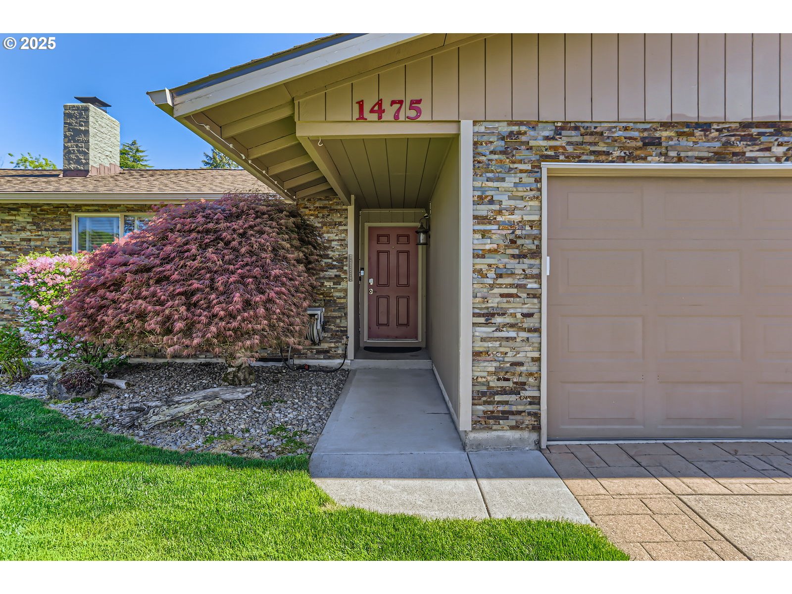 1475 NE OLEANDER LN