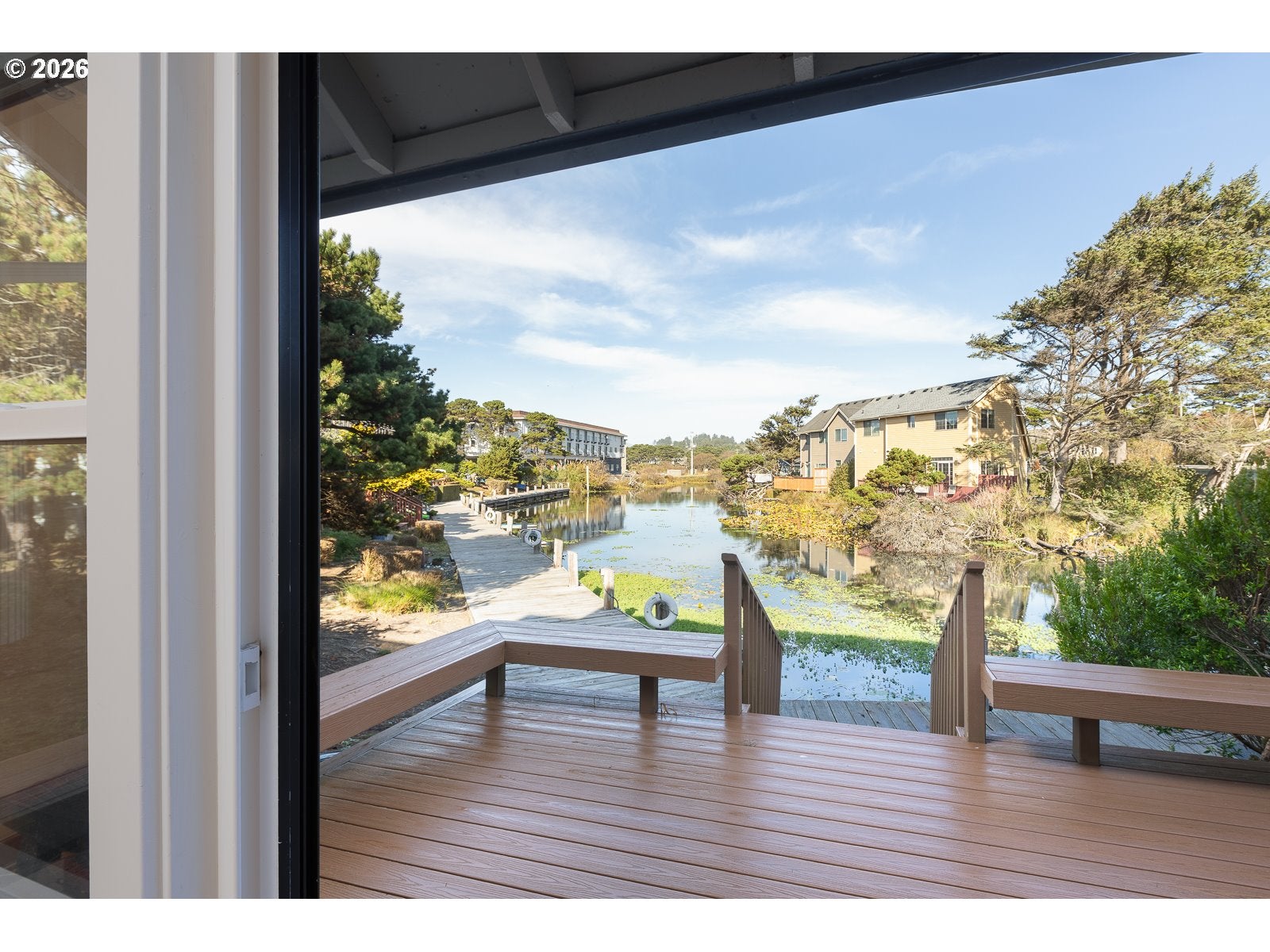 180 SE HIGHWAY 101 17