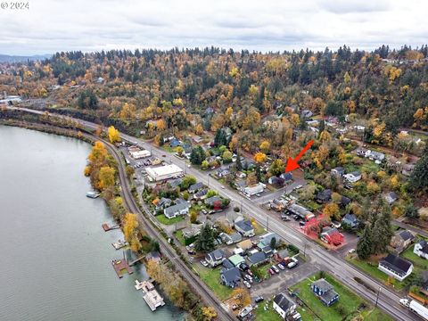 A home in Oregon City