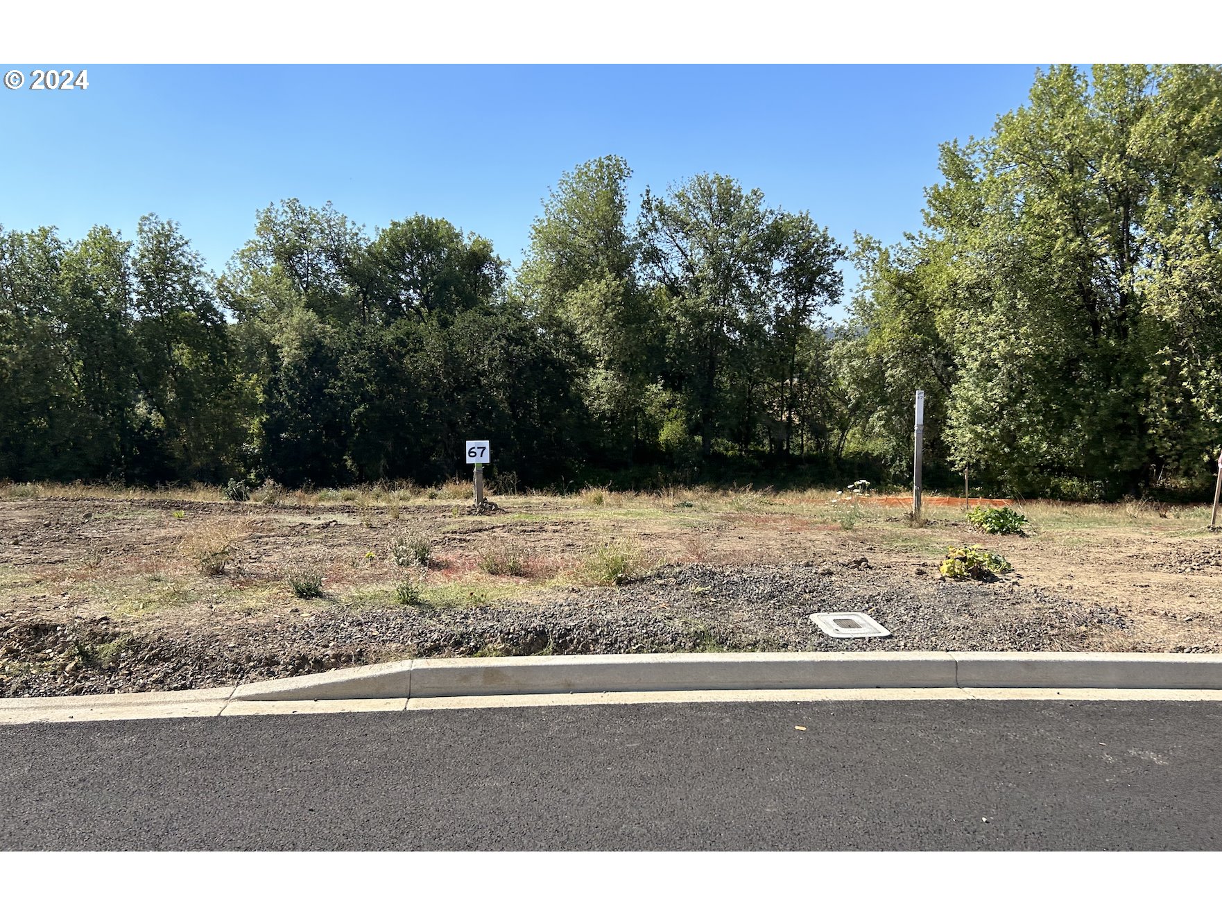 Photo 1 of 3 — 3297 NW Shadden DR 67, McMinnville, OR 97128