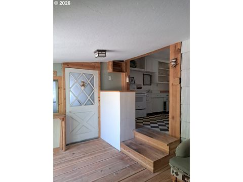 Tiny photo for 82861 Minnick Rd, Dexter, OR 97431 (MLS # 540348165)
