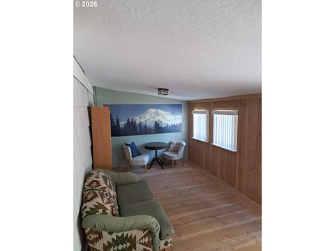 Tiny photo for 82861 Minnick Rd, Dexter, OR 97431 (MLS # 540348165)