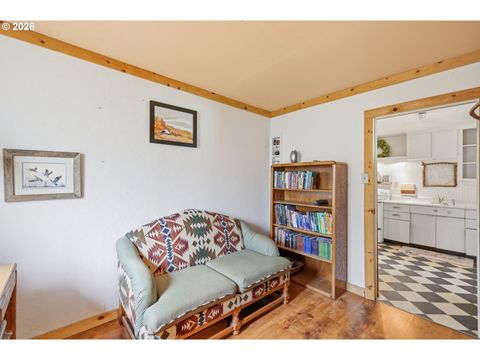 Tiny photo for 82861 Minnick Rd, Dexter, OR 97431 (MLS # 540348165)