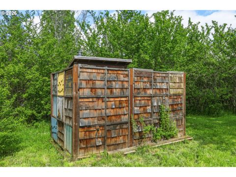 Tiny photo for 82861 Minnick Rd, Dexter, OR 97431 (MLS # 540348165)