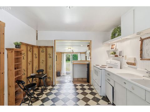 Tiny photo for 82861 Minnick Rd, Dexter, OR 97431 (MLS # 540348165)