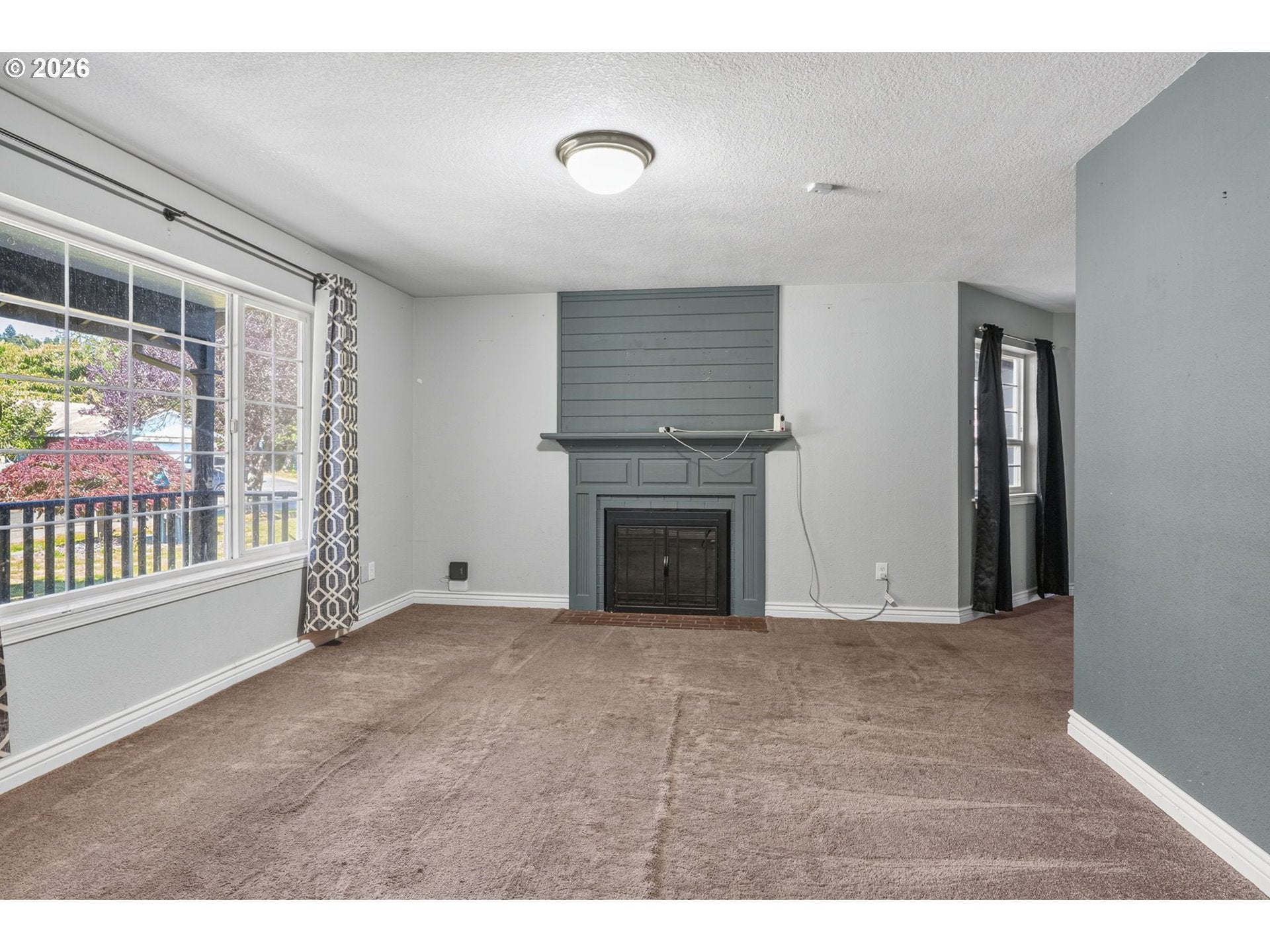 2326 WREN DR